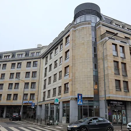 Apartment Prestige Point