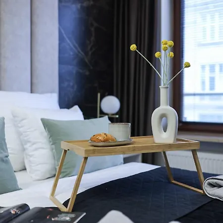 Prestige Point * Poznaň