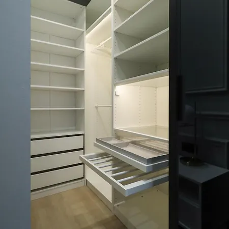 Prestige Point * Poznaň