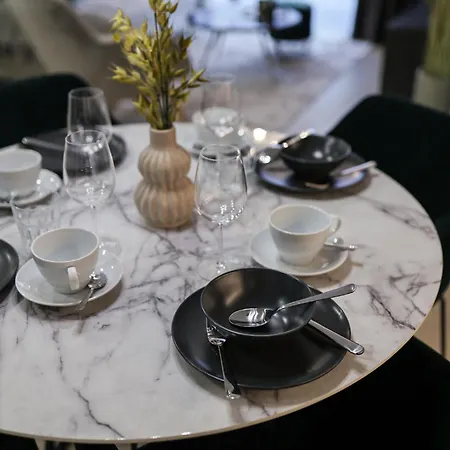 Apartment Prestige Point