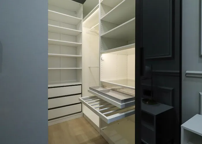 Prestige Point * Poznan